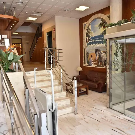 Adsubia Hotel 2*