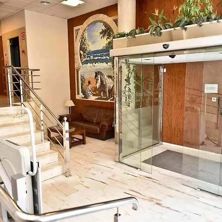 Adsubia Hotel 2*