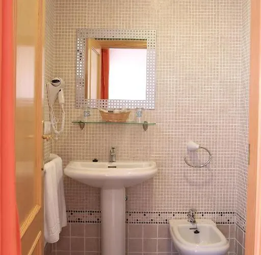 Adsubia Hotel 2*