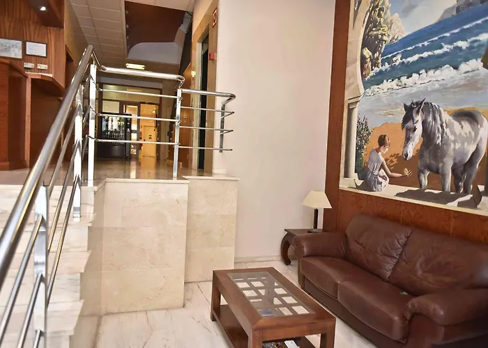 Adsubia Hotell 2*