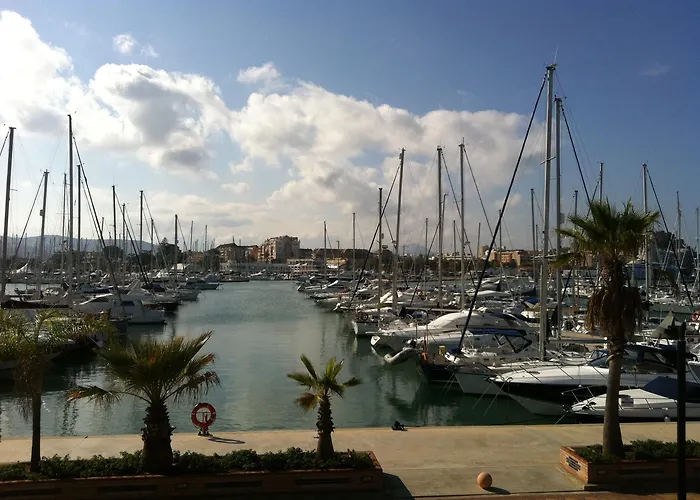 Hotell Adsubia 2*